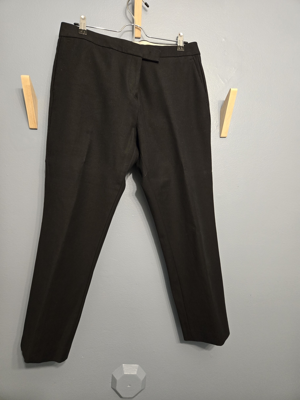 Ann Taylor Women's Black Dress Pants - Tailored Straight Leg